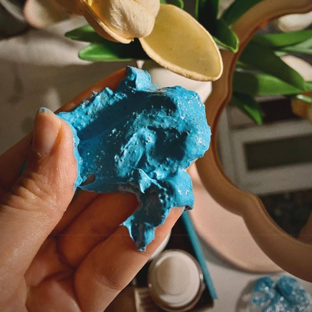 صابونية النيلة الزرقاء - Foaming Body Scrub